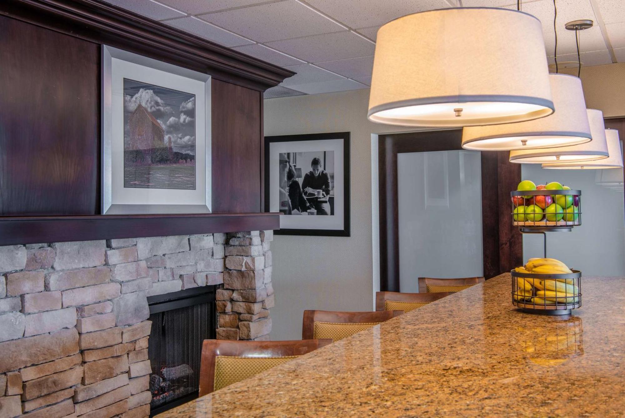 Hampton Inn Cleveland-Solon Eksteriør bilde